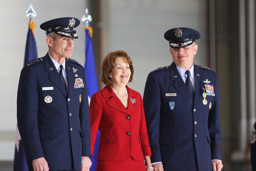 Change of Command Ceremony: USAFE and NATO Air Command Ramstein under new command