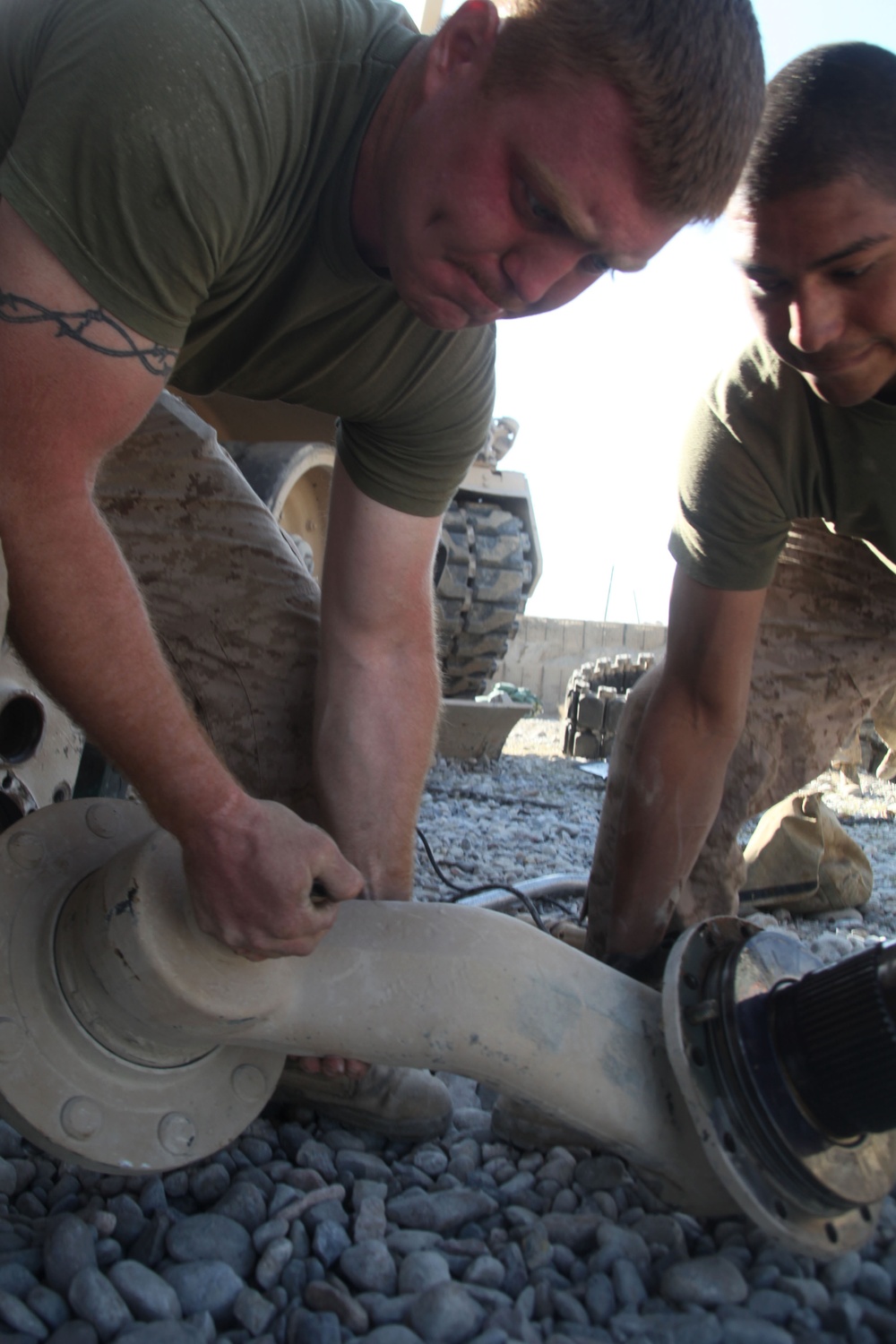 Vehicle maintenance keeps Marines in the fight