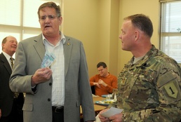AUSA, others support Duke Association, thank 3/1 Soldiers