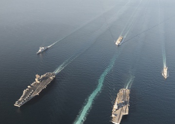 U.S., French fleets train
