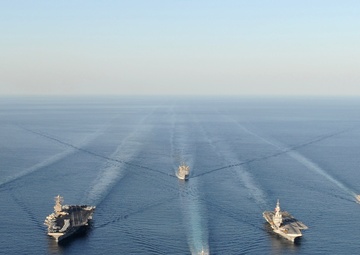 U.S., French fleets train