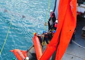 USCGC Kukui SORS training