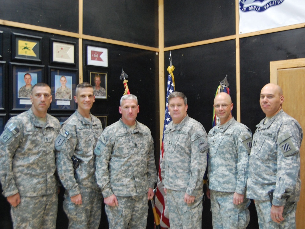 'Vanguard' battalion hosts USD-C commanding general at Camp Taji, Iraq