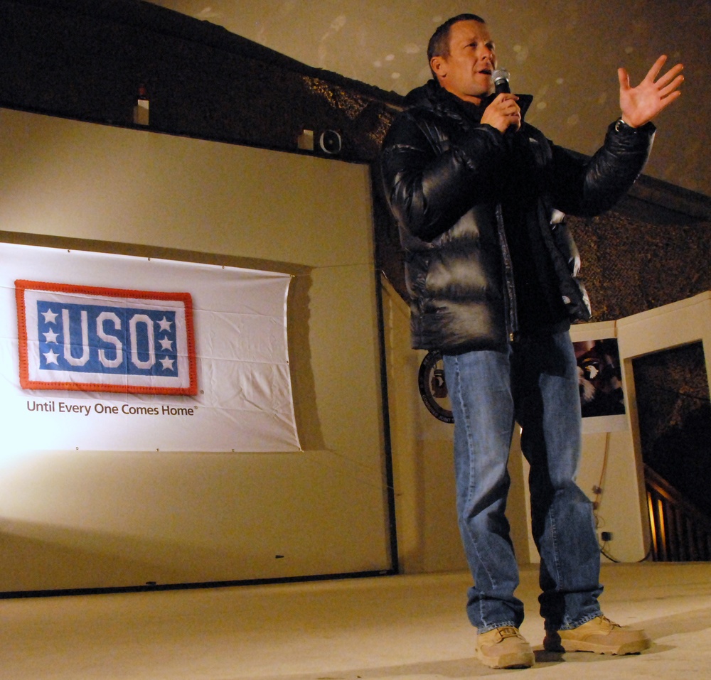 USO Holiday Tour comes to Bagram