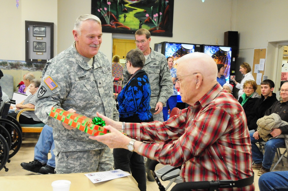 Guardsmen bring Christmas to veteran's