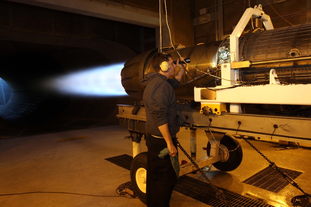 Jet engines put to the test