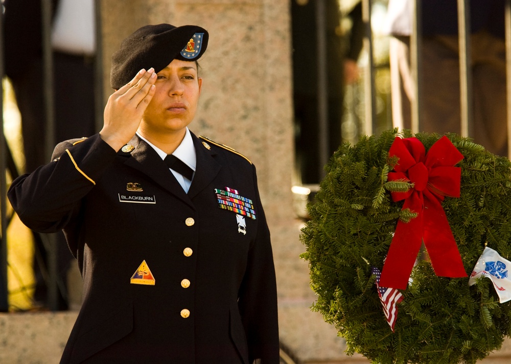 Mourners, volunteers participate locally for Wreaths Across America at Fort Bliss National Cemetery