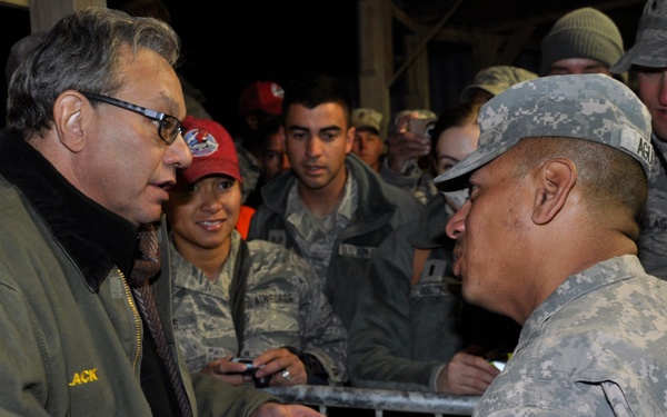 FEST-M Soldier sees stars during USO event