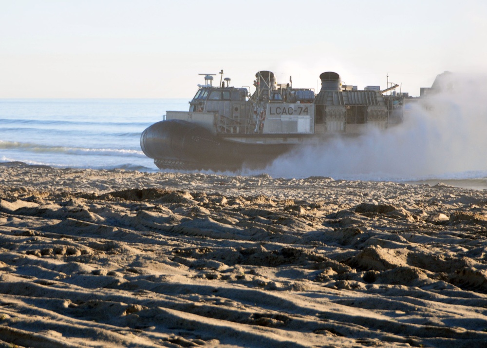 USS Boxer Lands on Red Beach