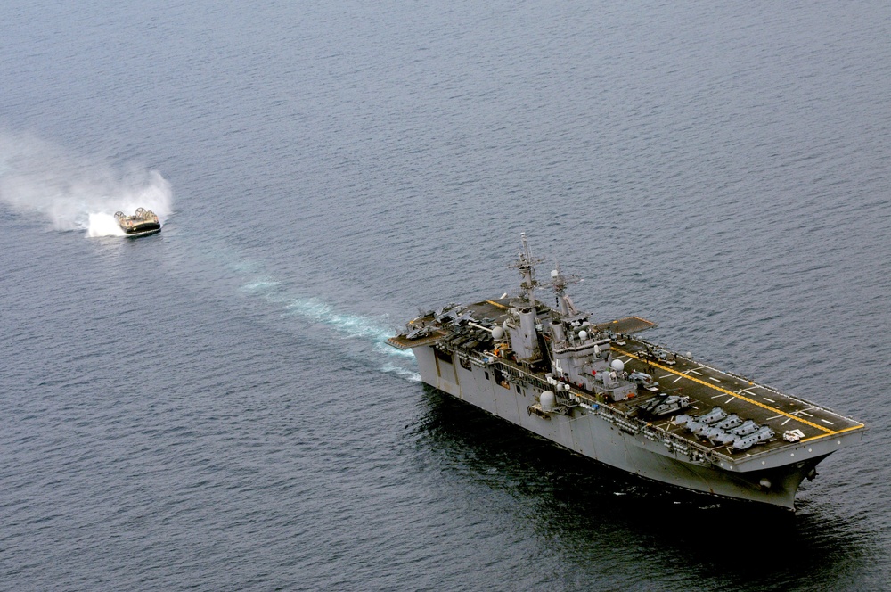 DVIDS - Images - USS Boxer Action [Image 2 of 2]
