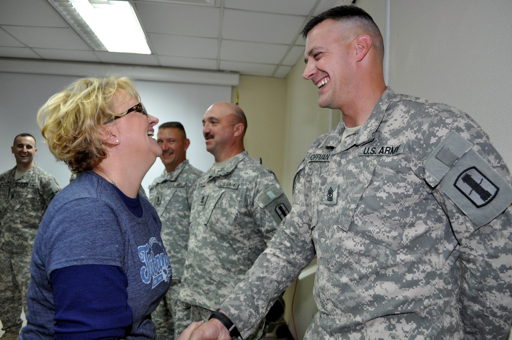 Camp Buehring Soldiers Welcome the Hope and Freedom Tour