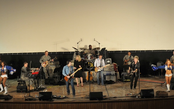 USO Hope and Freedom Tour