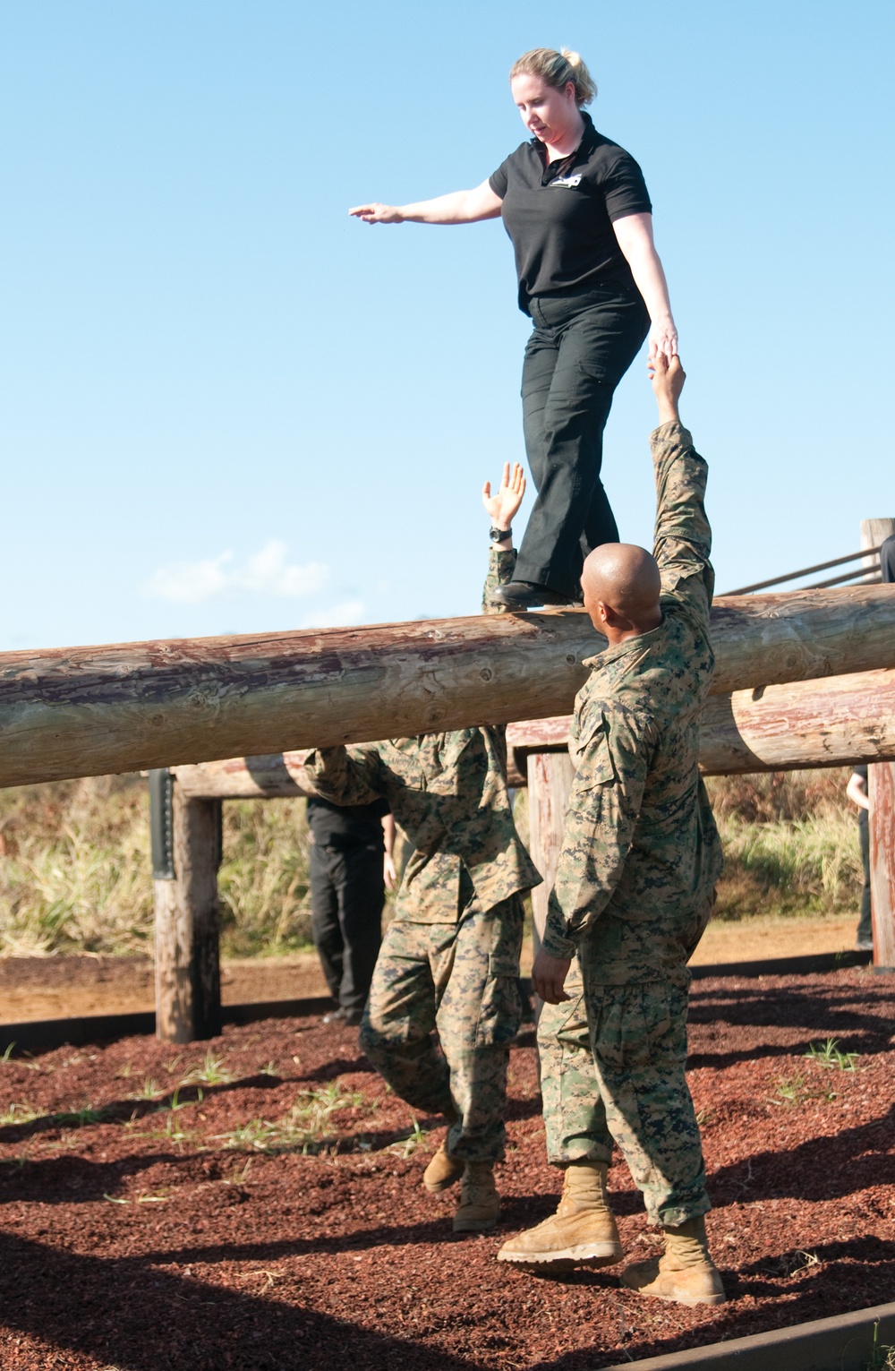 Leadership class visit Marine Corps Base Hawaii