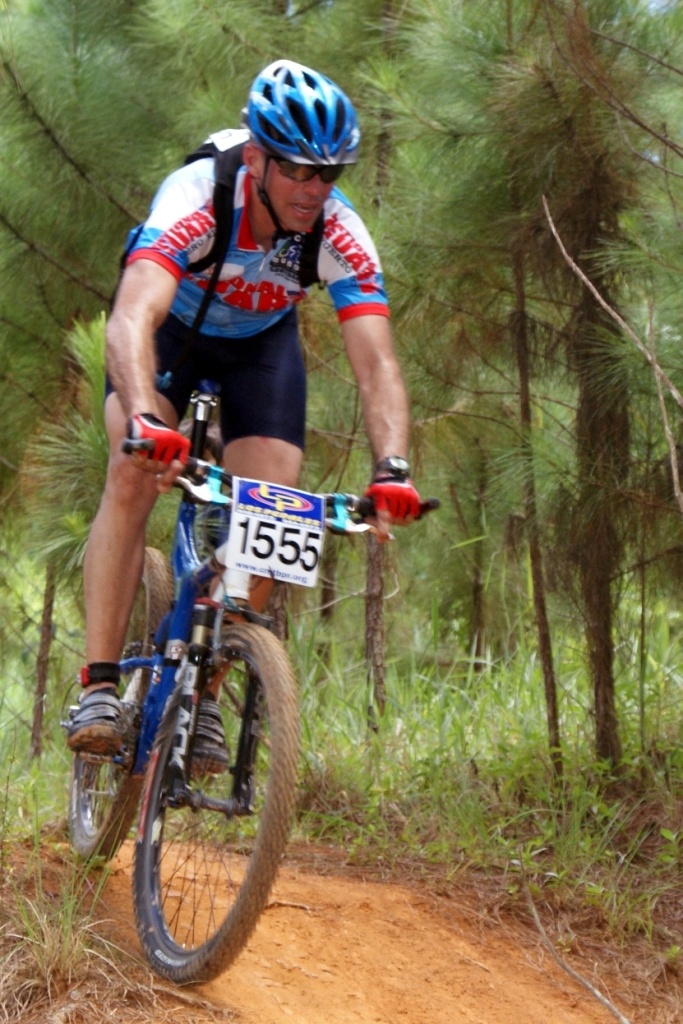 MNBG E Soldier continues triathlon, mountain bike training at Camp Bondsteel