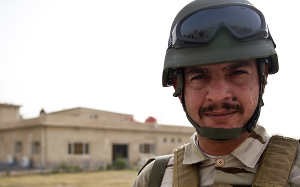 Iraqi Army Artillery Graduation