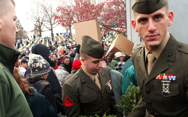 Thousands of service members, families brave cold to help honor fallen heroes