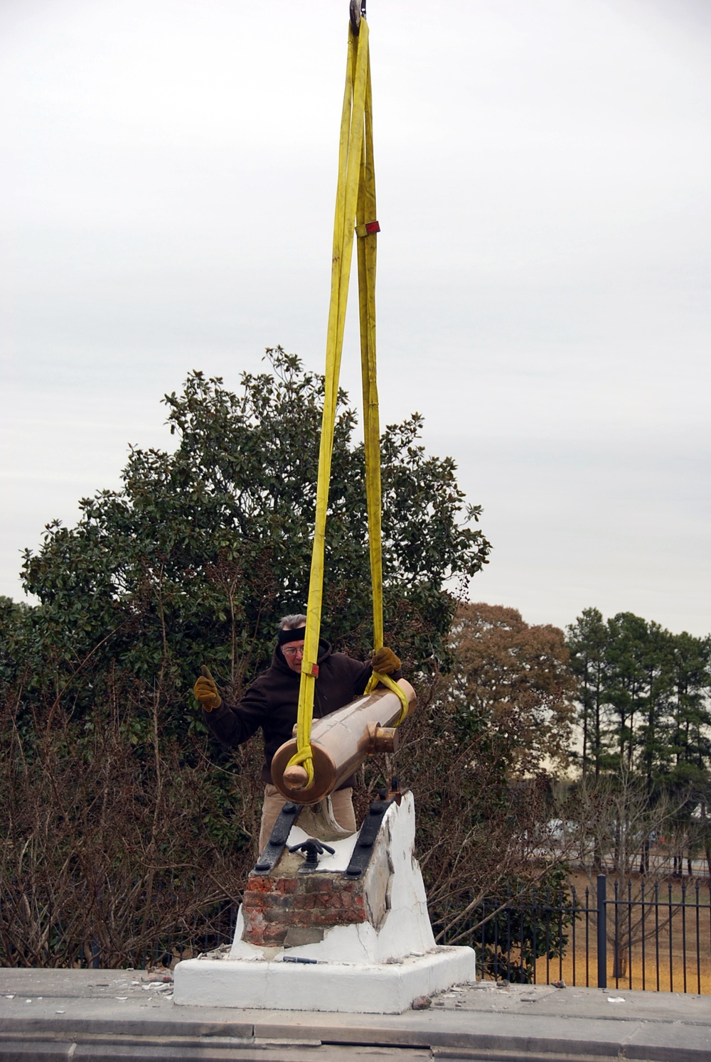 DVIDS News Historic cannons moved from First Army headquarters