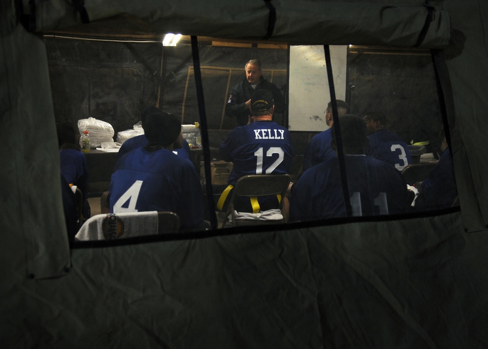 Former football greats help troops &quot;Connect to Home&quot;