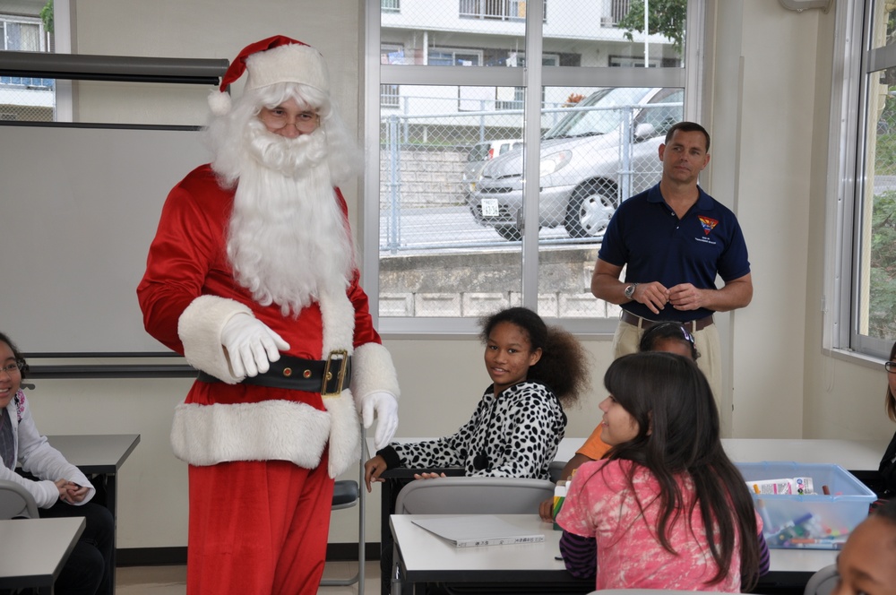 Santa Claus is coming to town