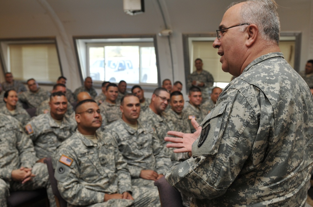 Puerto Rico Army National Guard Maj. Gen. Antonio Vicens visits JTF Guantanamo Bay