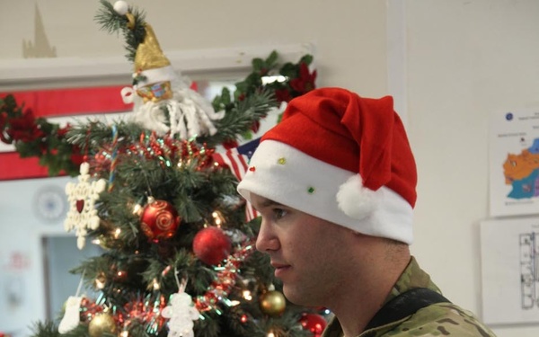 TF Archer Soldiers carol for Christmas