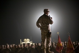 Commandant spends Christmas Eve with RCT-1