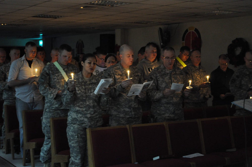 Soldiers unite through Christ