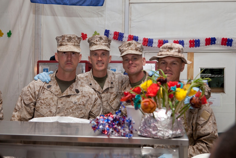 1st MLG (FWD) officers and senior enlisted serve Christmas feast