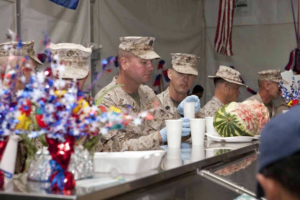 1st MLG (FWD) officers and senior enlisted serve Christmas feast