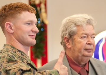 Richard Harrison of 'Pawn Stars' visits Marine Corps Base Hawaii