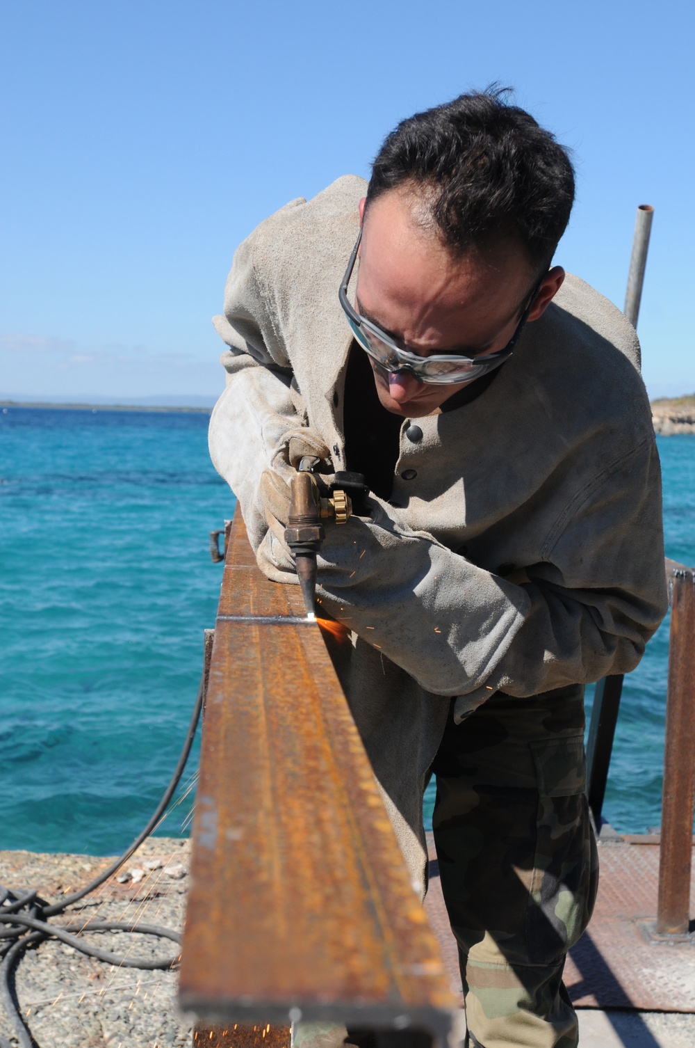 Seabees construct Phillips dive park