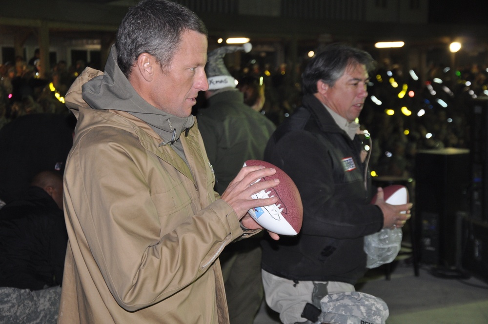 USO Holiday Tour 2010 at Kandahar Airfield