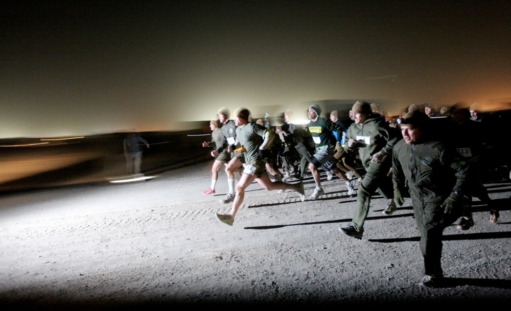 Marines ring in new year with 5K run in Afghanistan