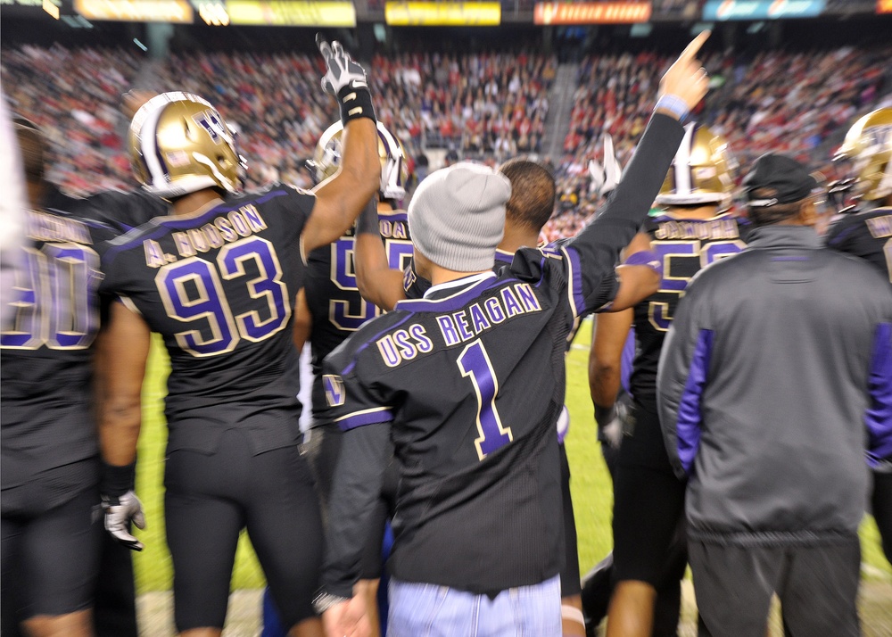 Bridgepoint Education Holiday Bowl action