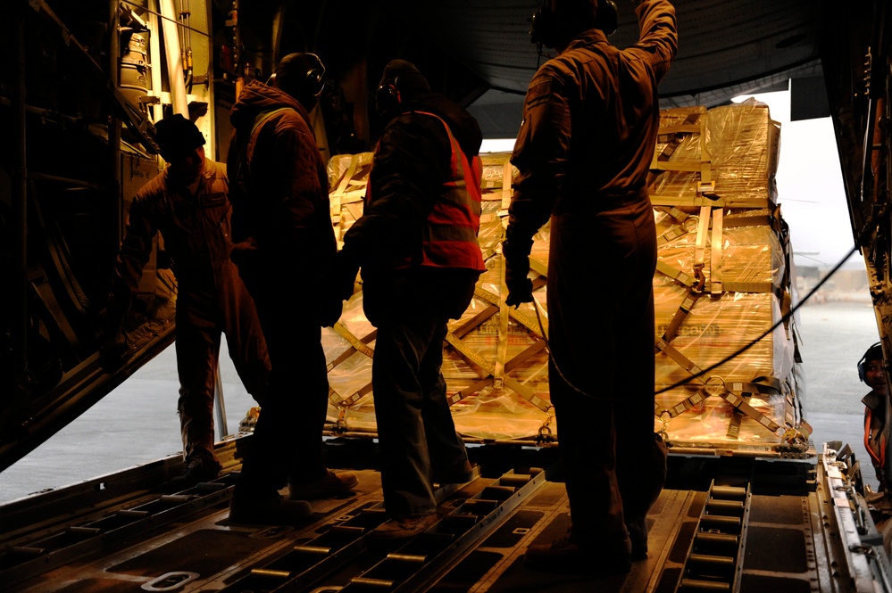 C-130 Hercules Passenger and Cargo Transport