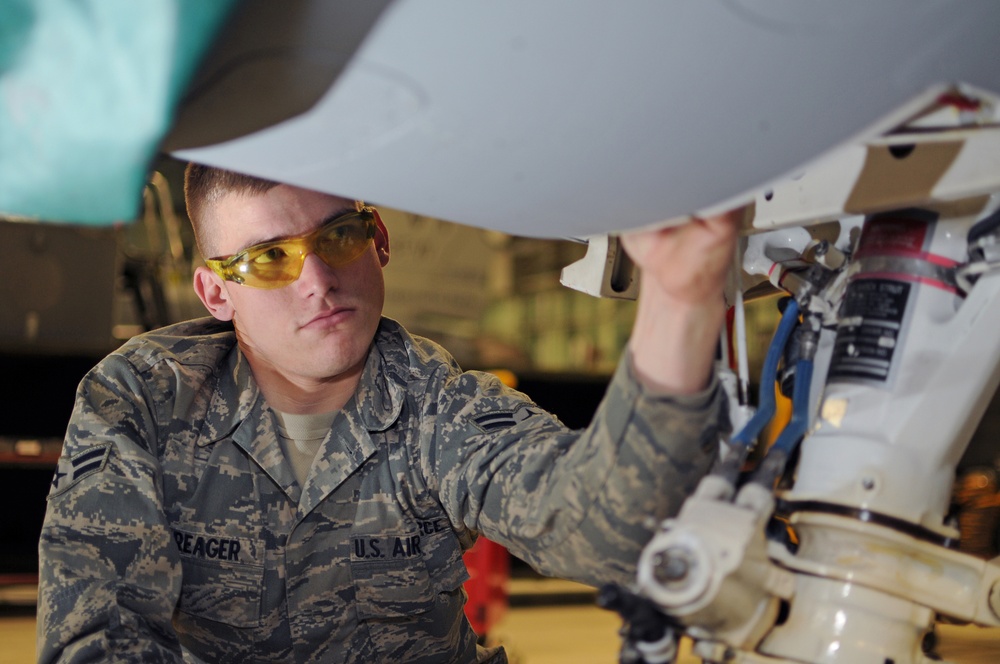 DVIDS - Images - Airman 1st Class Kreager Replaces Nose Wheel Steering ...