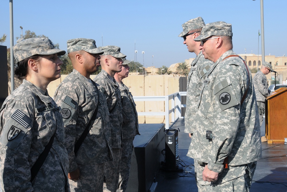 Army Reserve chief visits USD-C Soldiers in Iraq