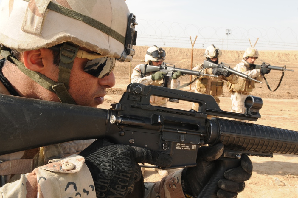 Iraqi Army commandos train to fight with assistance of USD-C Soldiers