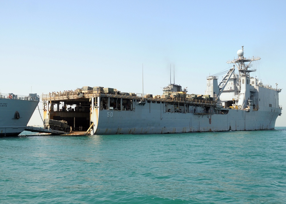 USS Carter Hall Stern Gate Transfer