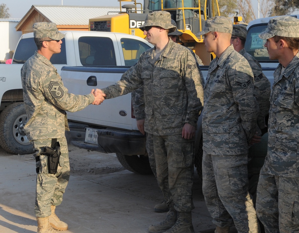 AFCENT command chief visits JBB Airmen