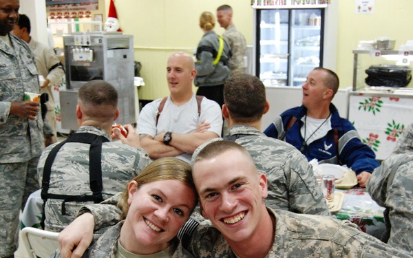 Deployed siblings reunite in Iraq
