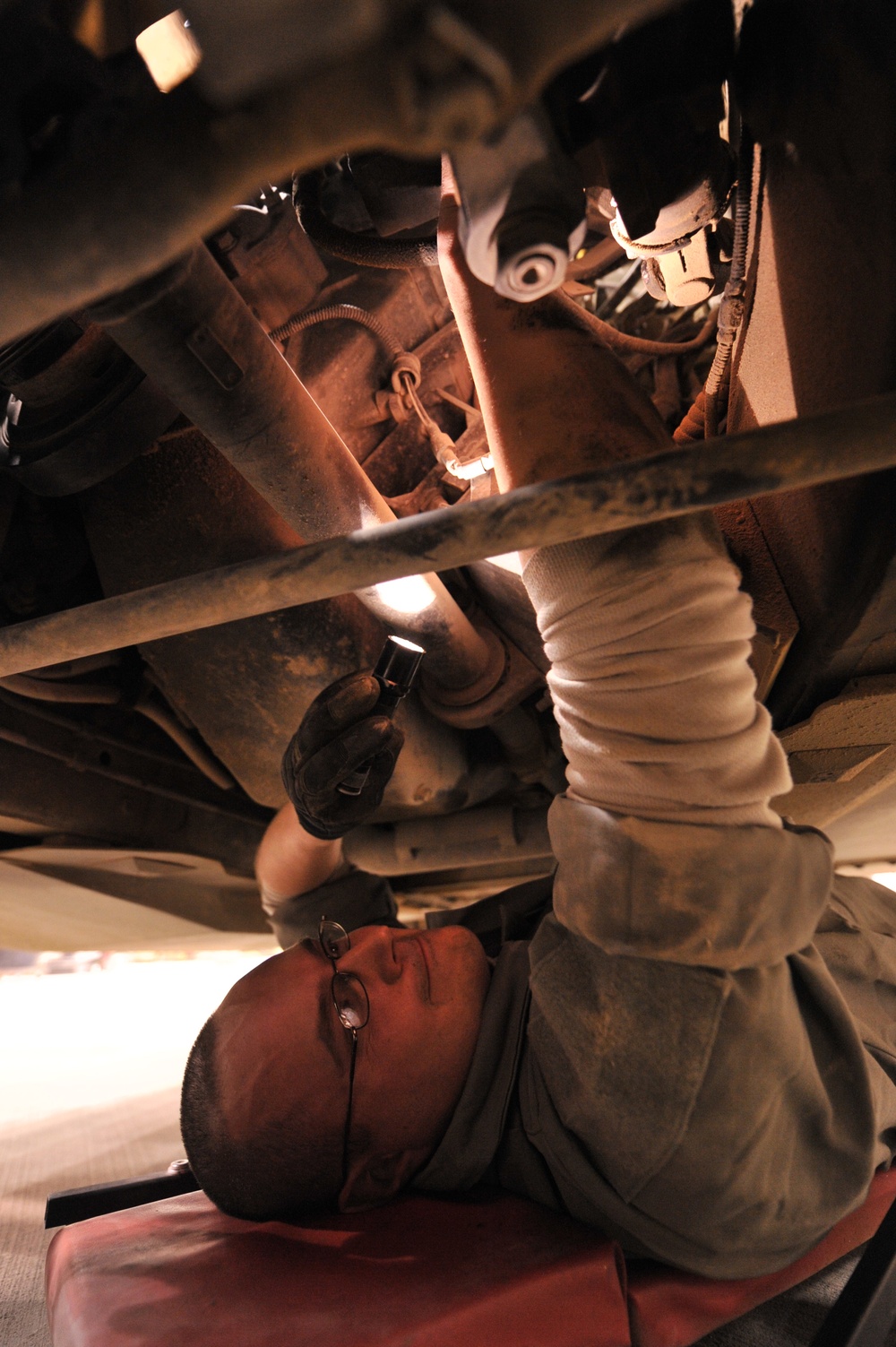 Bagram Airmen handles Unscheduled Maintenance