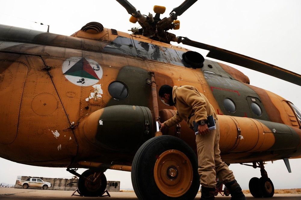 Afghan Mi-17 Pilot Training