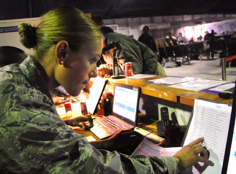 Mobility Airman profile: Joint Base MDL lieutenant manages aerial port ops at Southwest Asia outpost