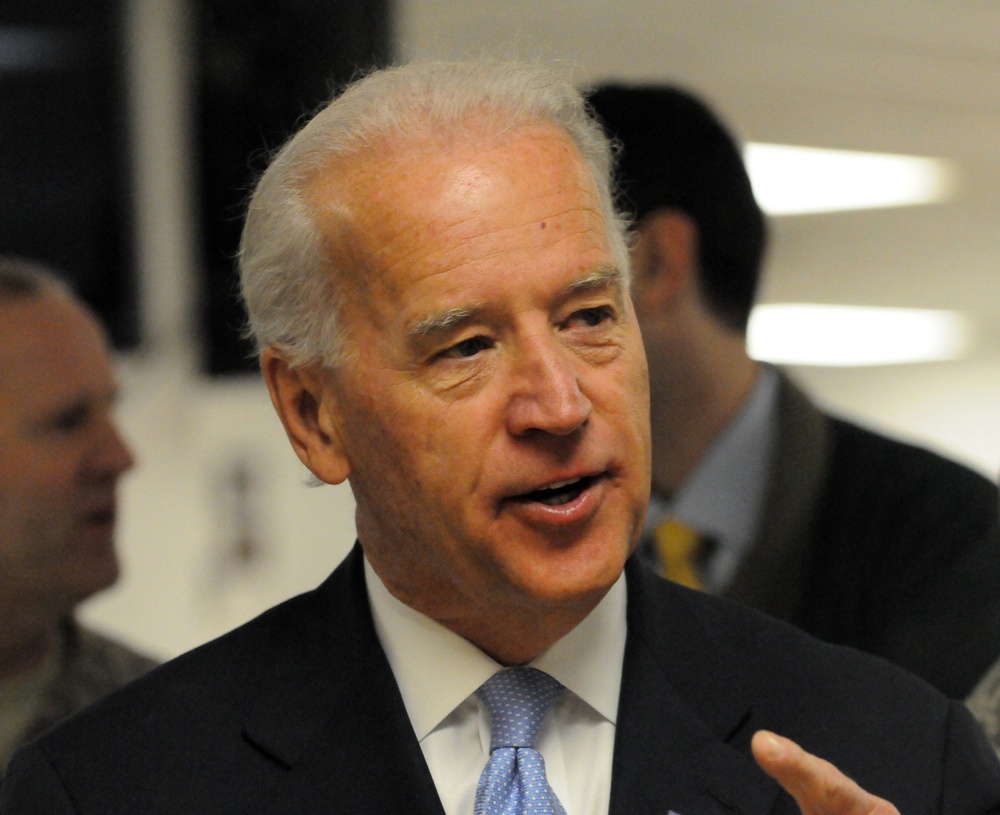 Vice President Joe Biden has breakfast with the troops