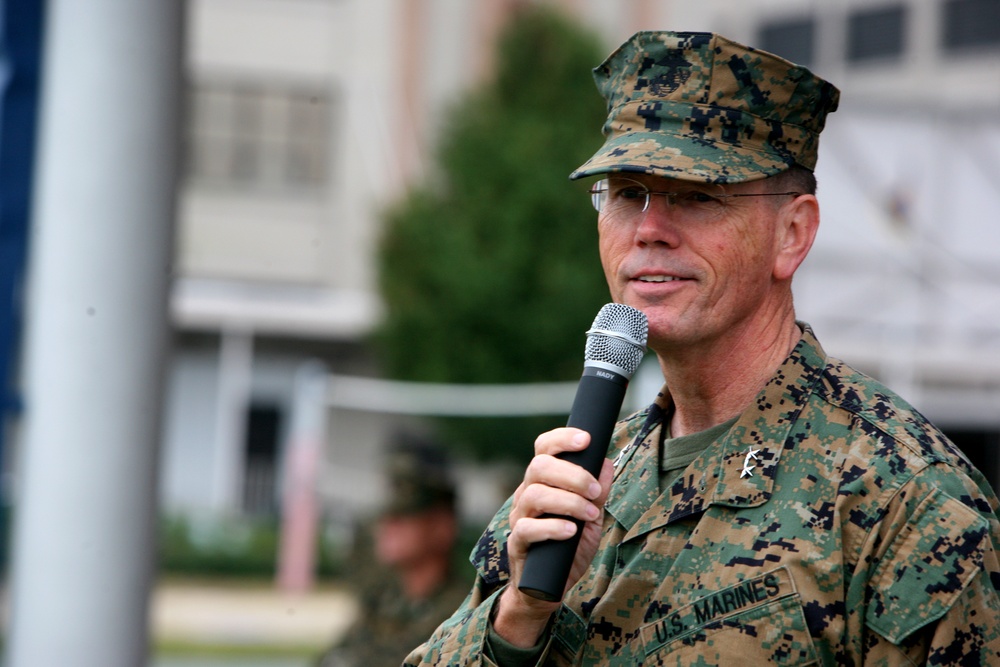 DVIDS - News - Mobilization Marines change command