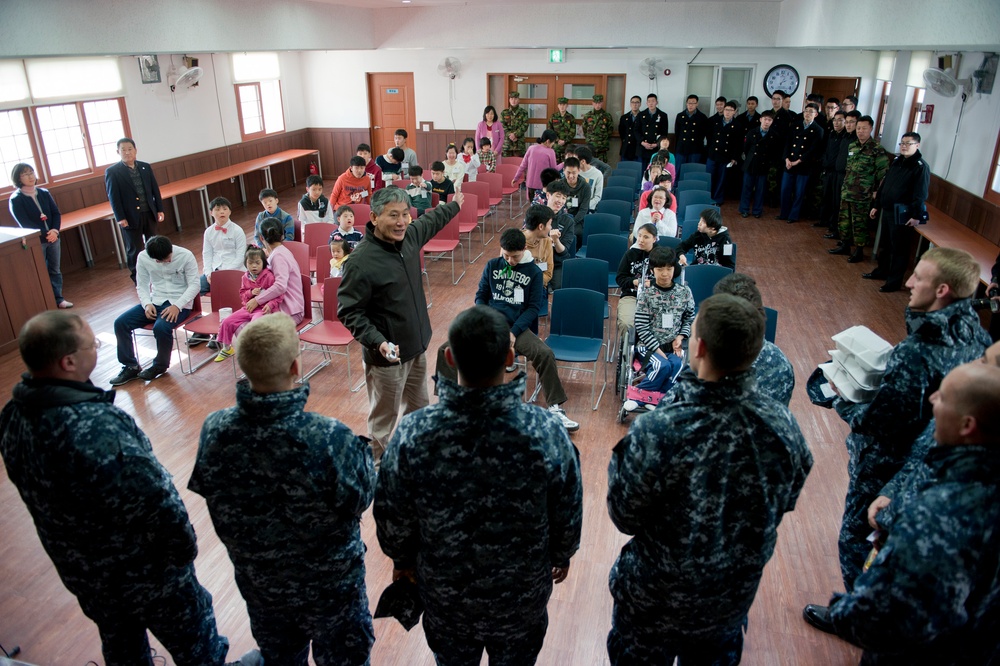 USS Stockdale Sailors' Community Service in Chinhae