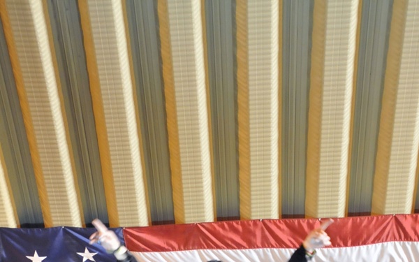 Joan Jett Thanks the Troops