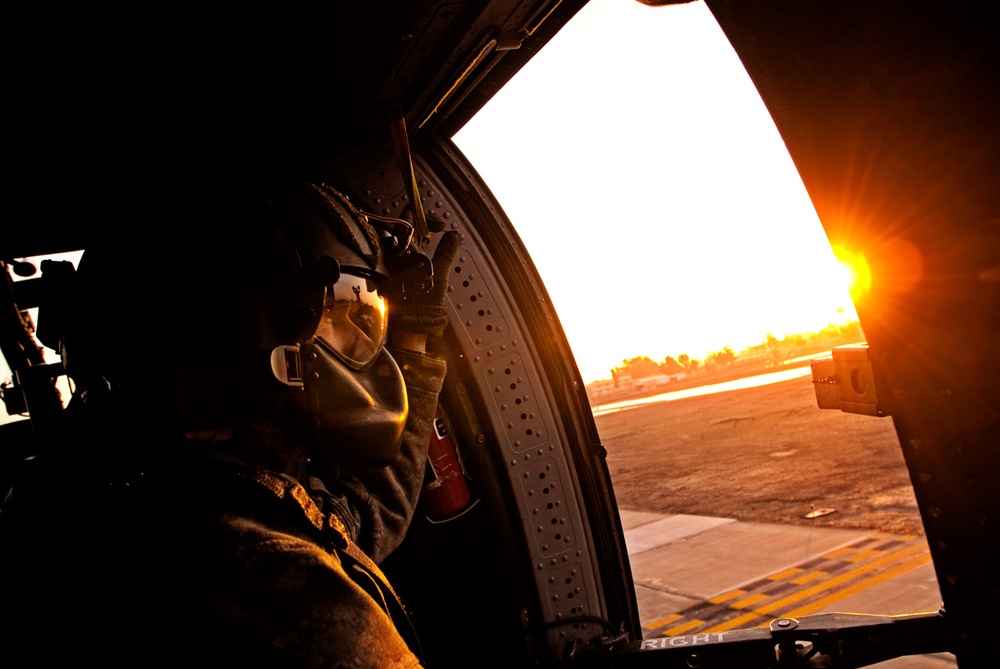 Black Hawk crews keep VIPs safe, mobile around Baghdad