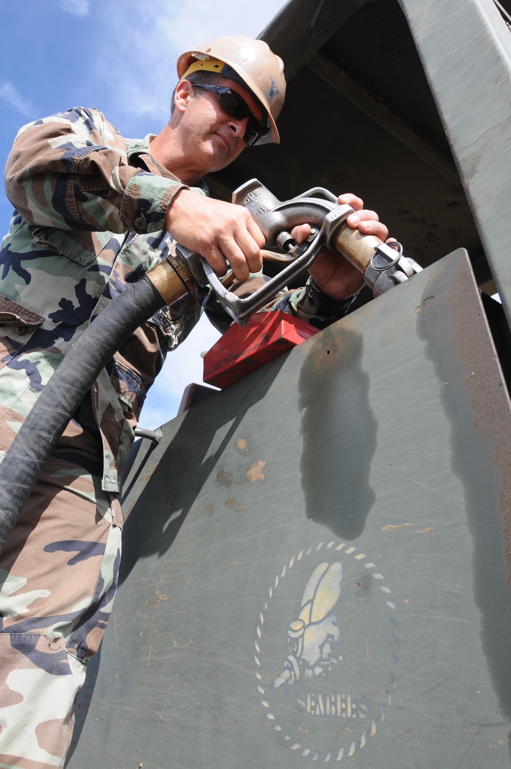 Seabees working Guatanamo Bay
